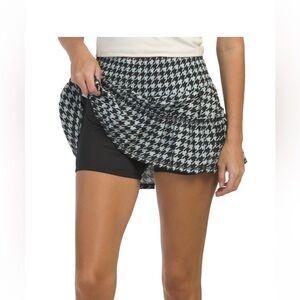 NWT The BUBBLE Lifestyle Lawley Houndstooth Athletic Skirt